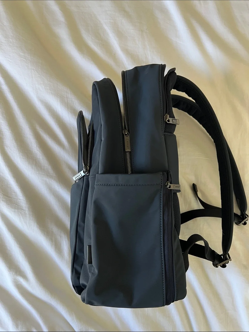 Away The Commuter Backpack - Navy